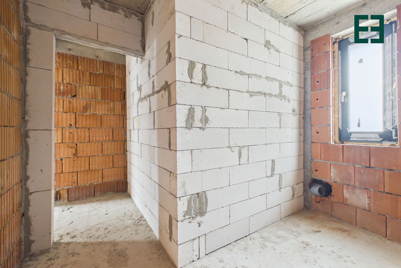 Casă nouă cu 4 camere și teren de 445 mp  - Vladimirescu - Arad - Poză 23