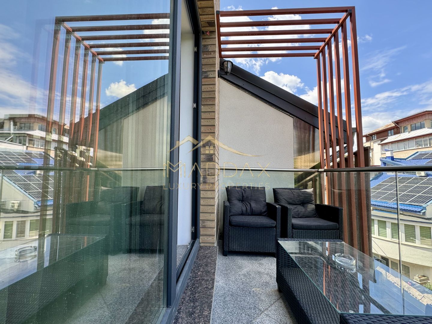 Apartament cu 3 camere *prima inchirere* // zona Herastrau - Poză 1