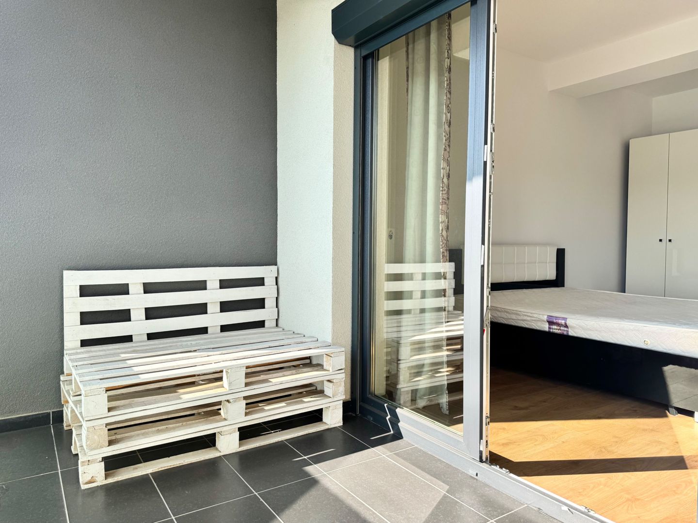 Apartament modern, lift și parcare – zona Calea Lipovei - Poză 30