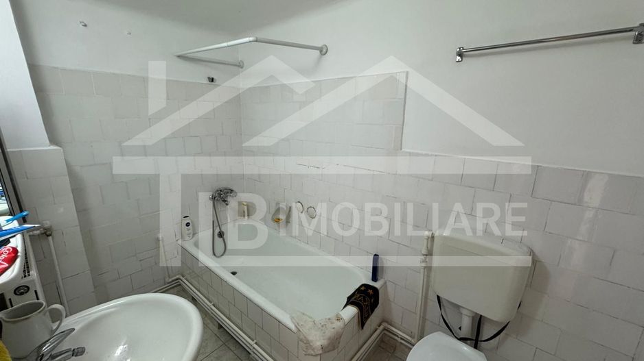 Casa cu 3 camere, 2300mp teren, zona SubPadure - Poză 9