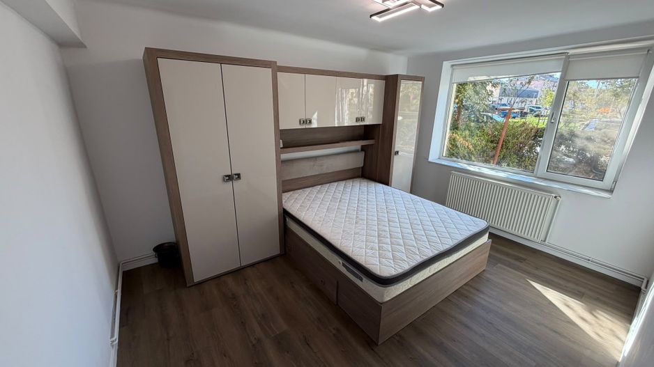 AP. 2 CAMERE - DEBARCADER, CURTE 25 MP, MOBILAT/UTLAT MODERN, COMIS 0% - Poză 1