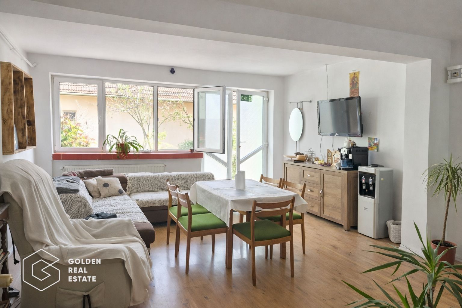 Vilă exclusivistă cu funcțiuni mixte, în Sânandrei- potențial investițional - Poză 3