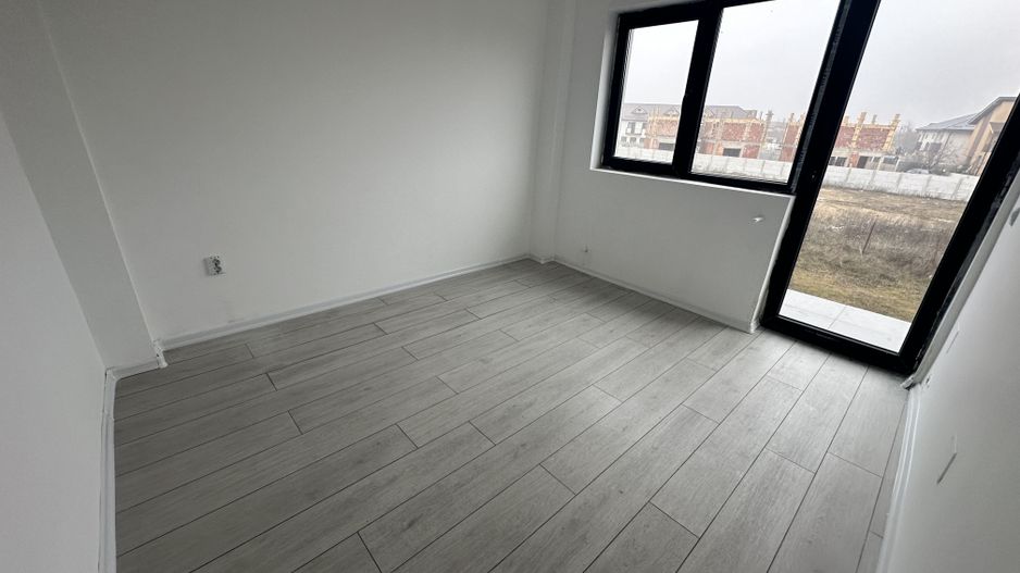 CASA INSIRUITA 5 CAMERE - BRAGADIRU, TOATE UTILITATILE, COMISION 0% - Poză 10