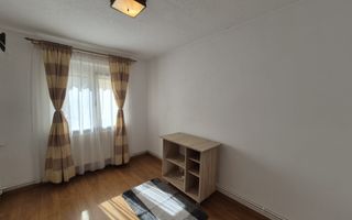 3Camere-50mp-Etaj3- Centrala Termica-50mp-Aer Conditionat-Cv9-Materna - Poză 2