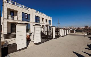 Vânzare, townhouse, str. Livadazilor, Codru - Poză 1