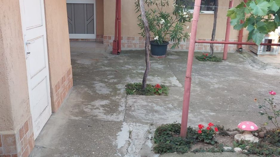 ageuropa.ro vinde casa in zona 14 Mai cu 3 cam. si teren aferent de 500mp. - Poză 5