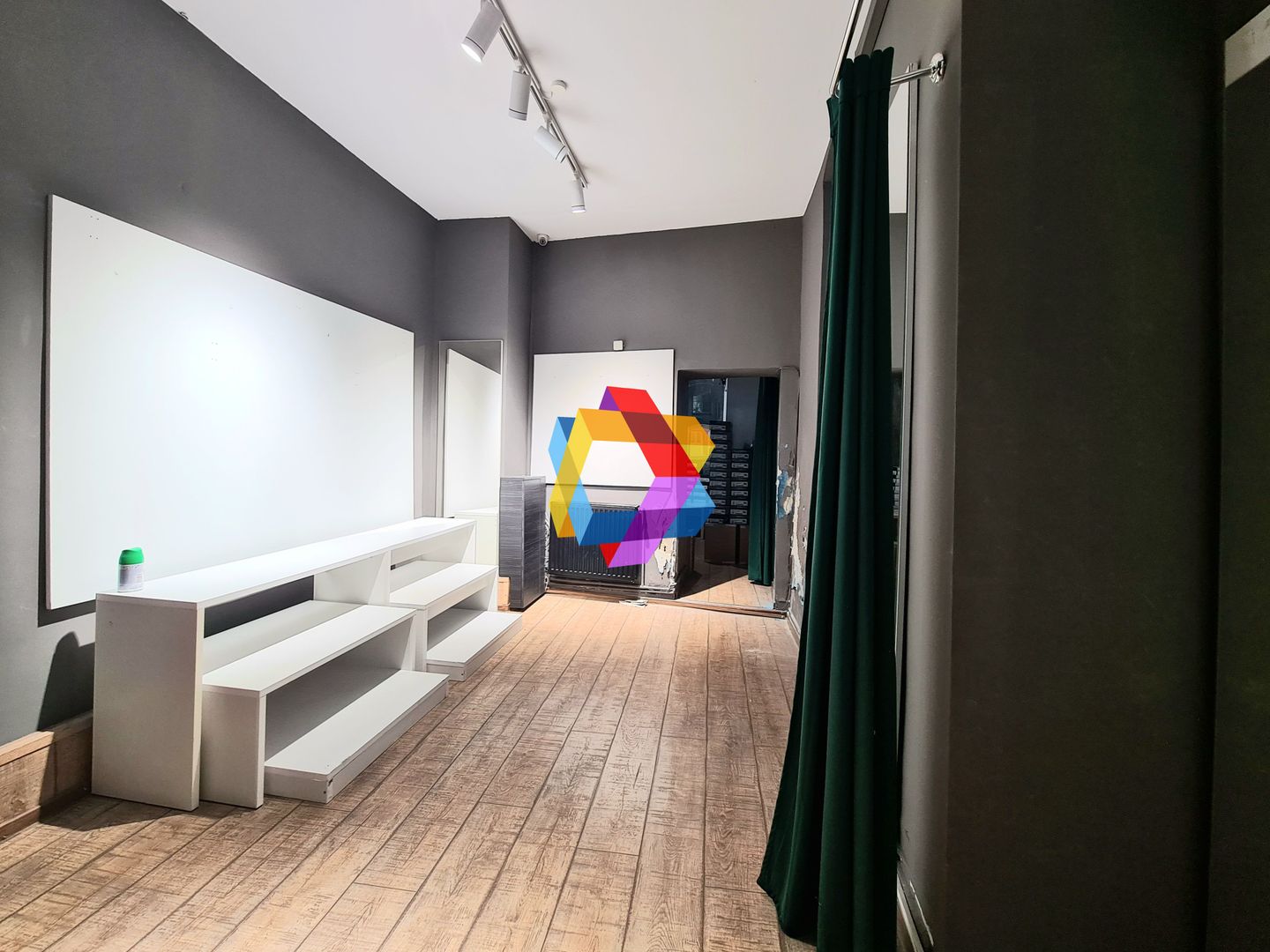 Spatiu comercial de închiriat Brasov - 100 mp # spatii-comerciale-brasov.ro - Poză 4