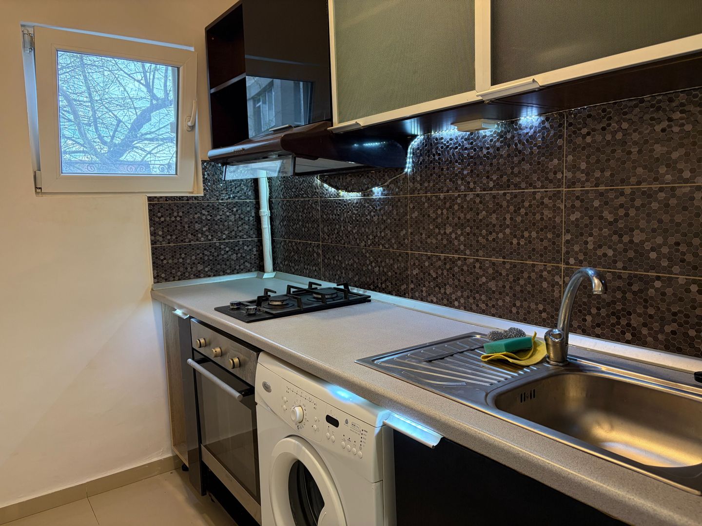 Apartament cu doua camere, soseaua Oltenitei,  85.000€ - Poză 6