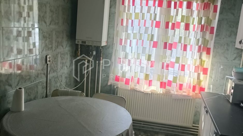 Apartament 2 camere, zona 7 Noiembrie, lângă UMFST - Poză 2