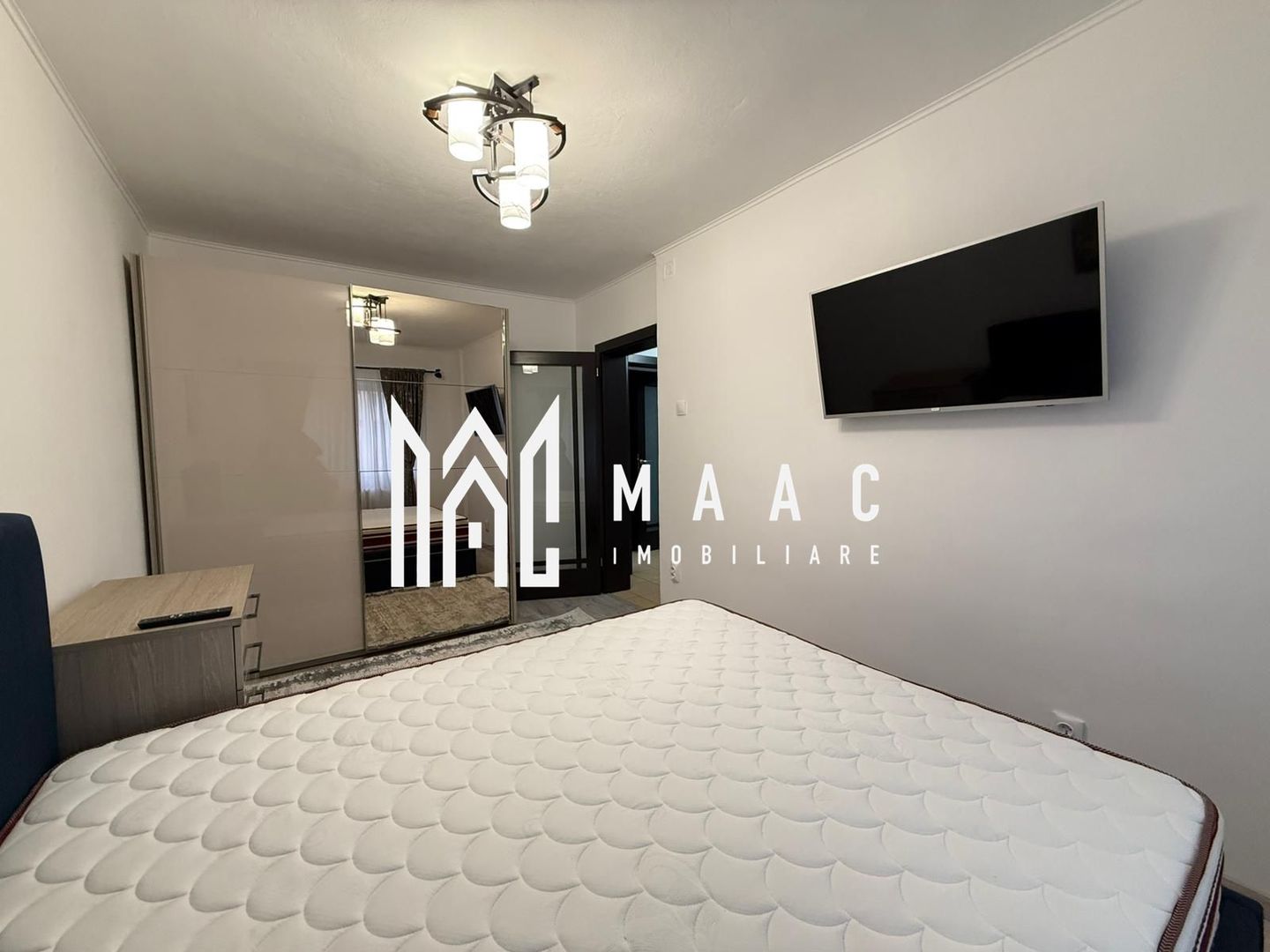 Apartament 3 camere | 2 bai | Decomandat | Etaj 3 | Renovat - Poză 22