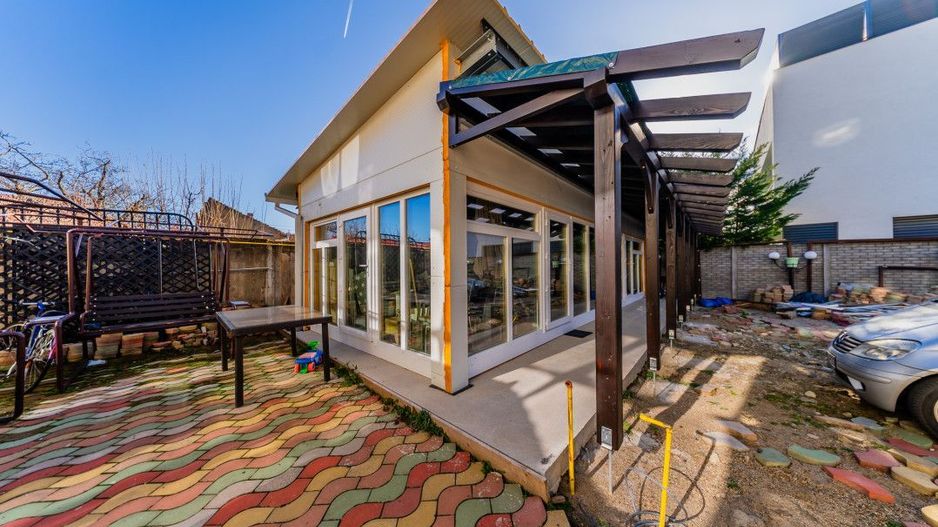 Vilă multifuncțională la cheie situată în Micalaca - Poză 33