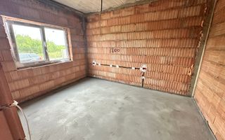 Duplex separat prin camera tehnica in Mosnita Noua - Poză 3