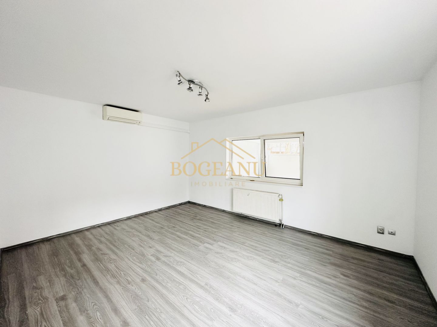 BG138-Casa individuala cu spatiu birouri,311 mp,Teren 500 mp - Poză 8