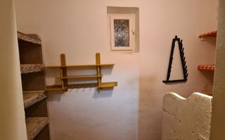 Casa individuala | De inchiriat | Valea Aurie | 90mp | Curte |Pivnita - Poză 13