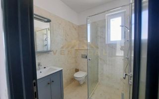 Casa cu panouri fotovoltaice - comuna Berceni - Poză 8