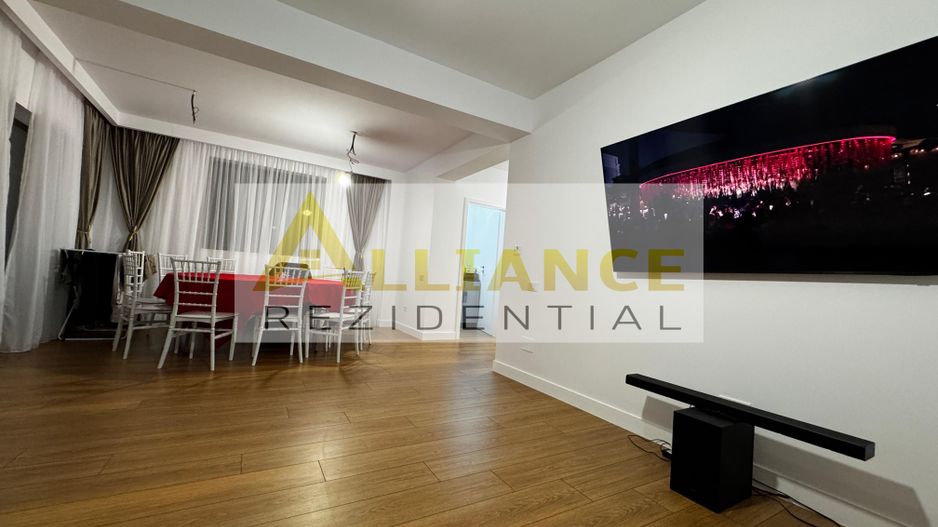 Vila de vanzare-5 camere-3 bai-500 M de STV - Poză 14