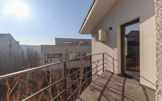 Vila deosebita cu 6 camere in Zorilor si teren de 760 m2 - Poză 22