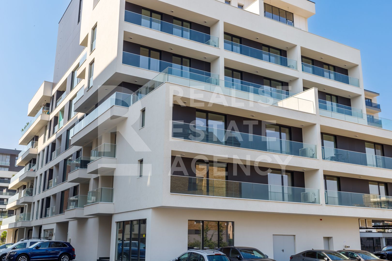 Apartament cu 2 camere, Becali Imobiliare, București, Pipera - Poză 2