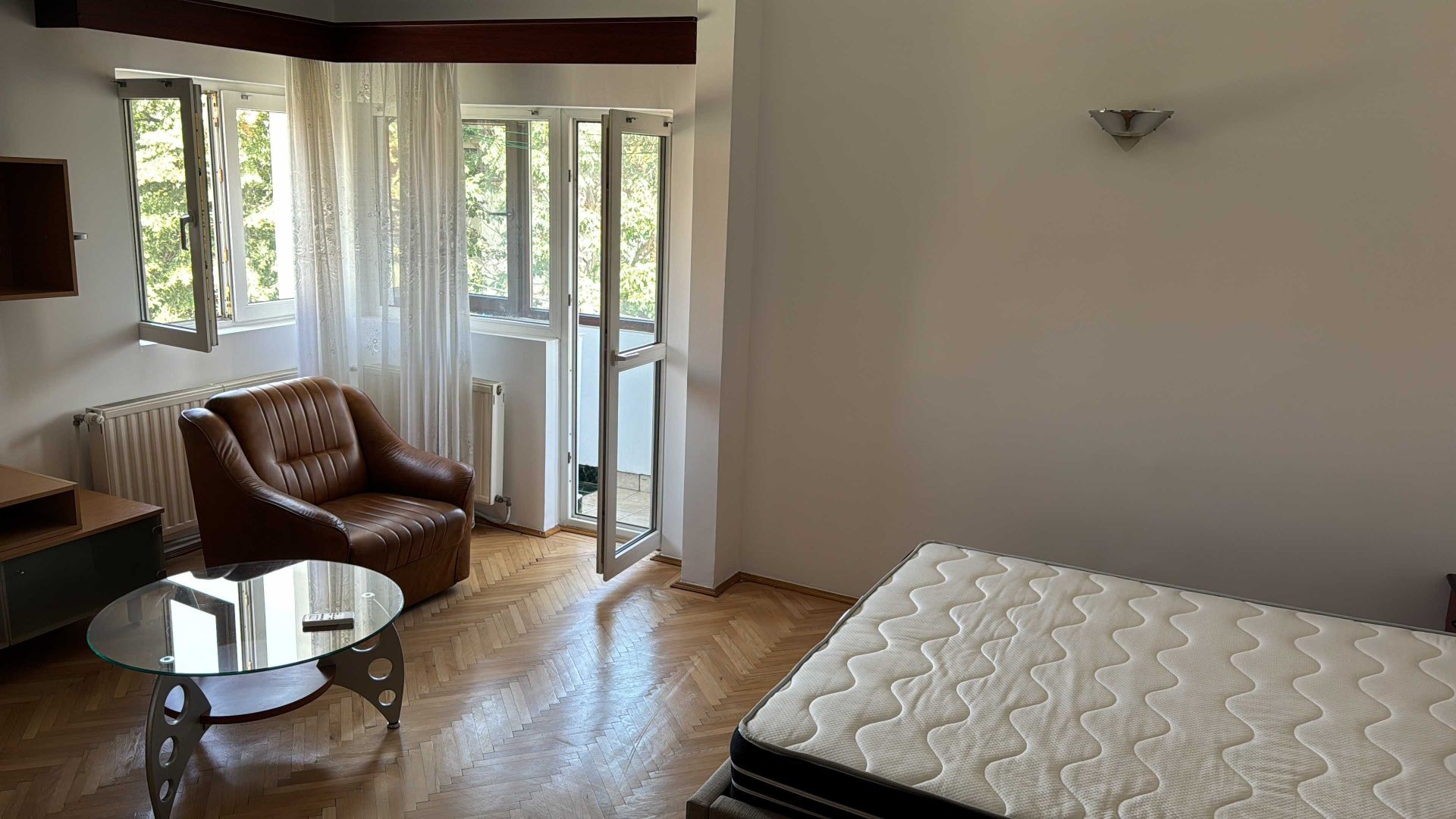 GARSONIERA RENOVATA | CENTRALA PROPRIE | DOROBANTI - Poză 4