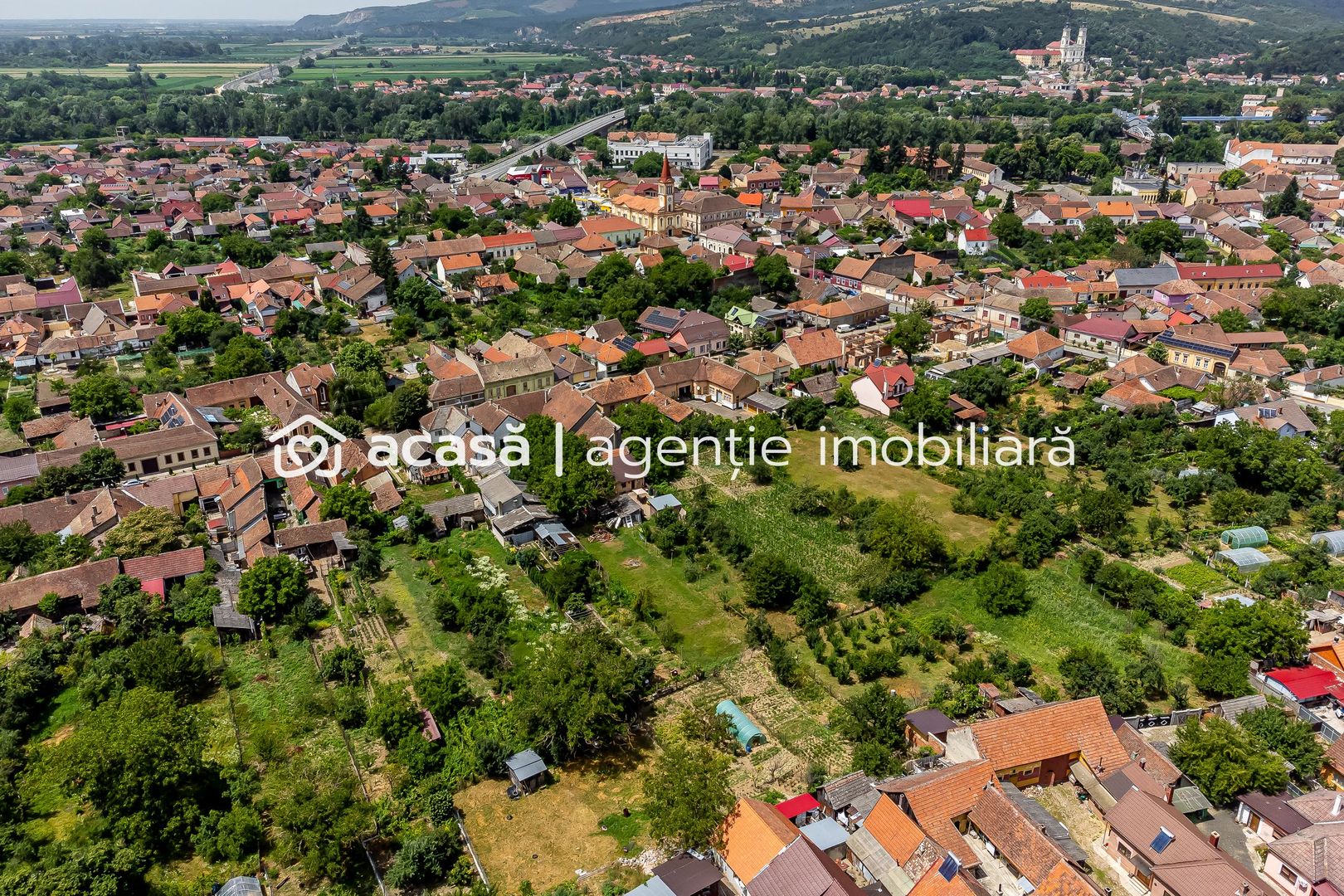 Proprietate Rezervata Casă boierească cu teren generos in Lipova - Poză 8