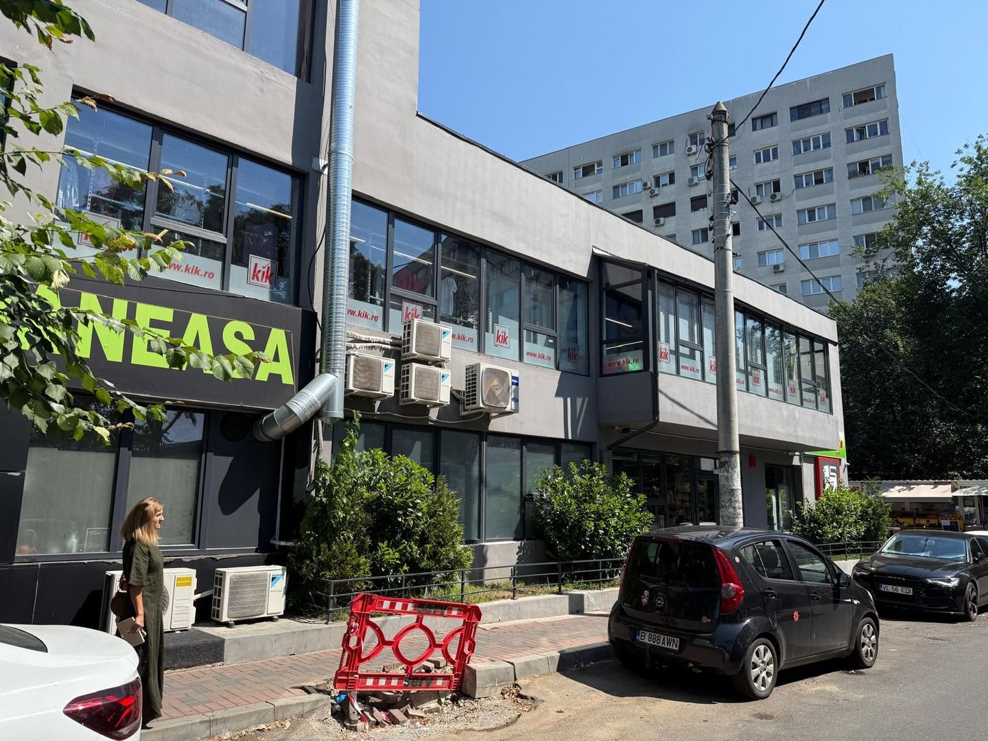 De inchiriat spațiu comercial open-space de 617 mp – Vitan / Bobocica - Poză 2