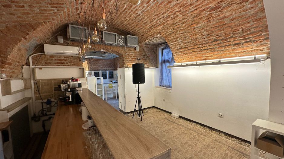 Spatiu comercial în Piața Unirii - 155 mp - Poză 34