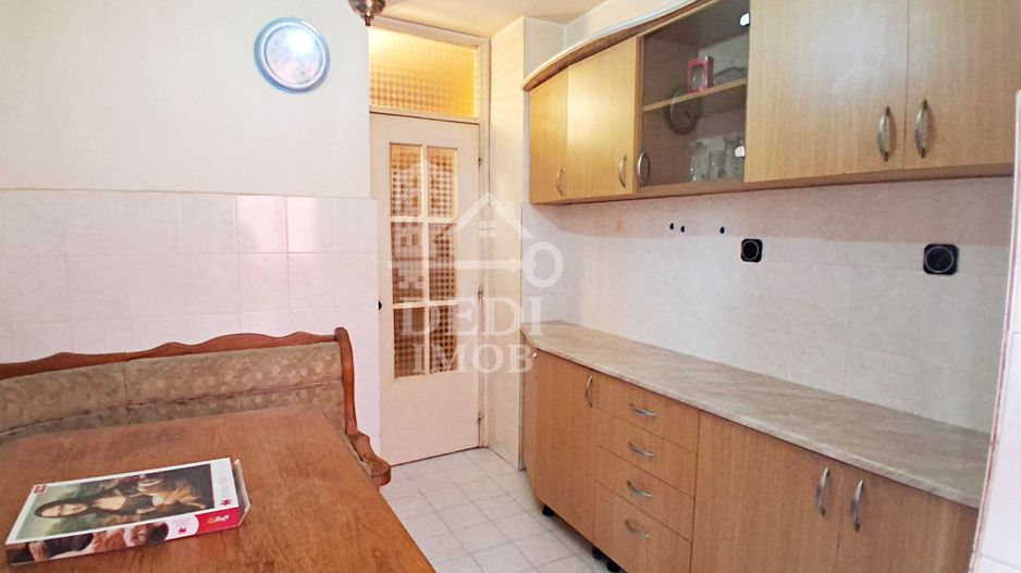 Apartament cu 3 camere de inchiriat zona Decebal, Oradea - Poză 6