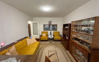 Apartament decomandat cu 3 camere in Centrul Civic, strada Mihai Viteazul - Poză 3