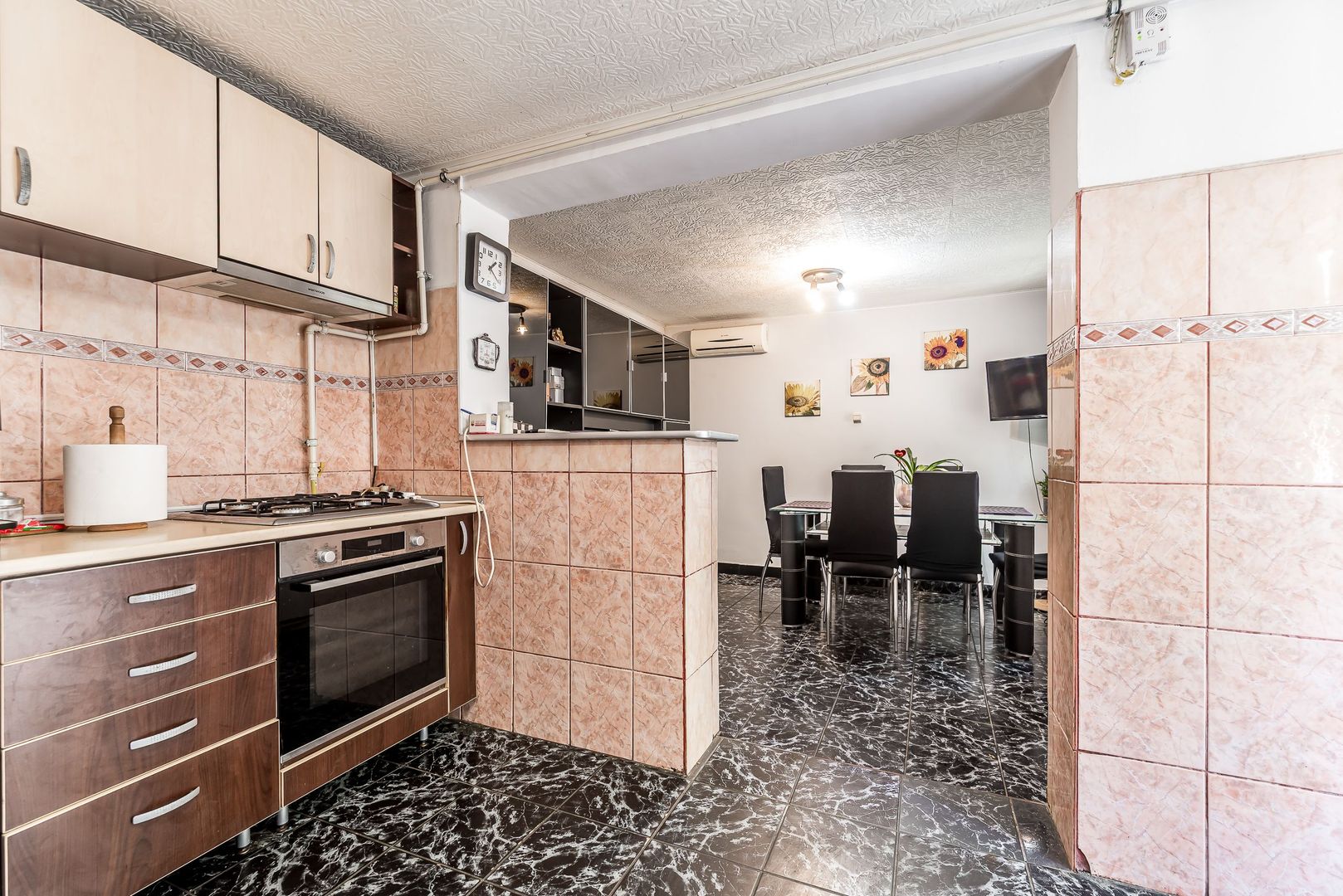 Casă în Vlaicu cu garaj și teren de 376 mp, Arad - Poză 11