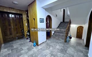 Ocazie unica de investitie in zona Ultracentrala l Vila 7 camere P+1+M - Poză 3