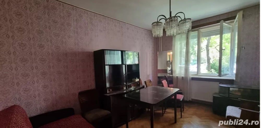 De vânzre apartament spațios în Satu Mare, pe Aleea Mircești, cu 3 camere, - Poză 1