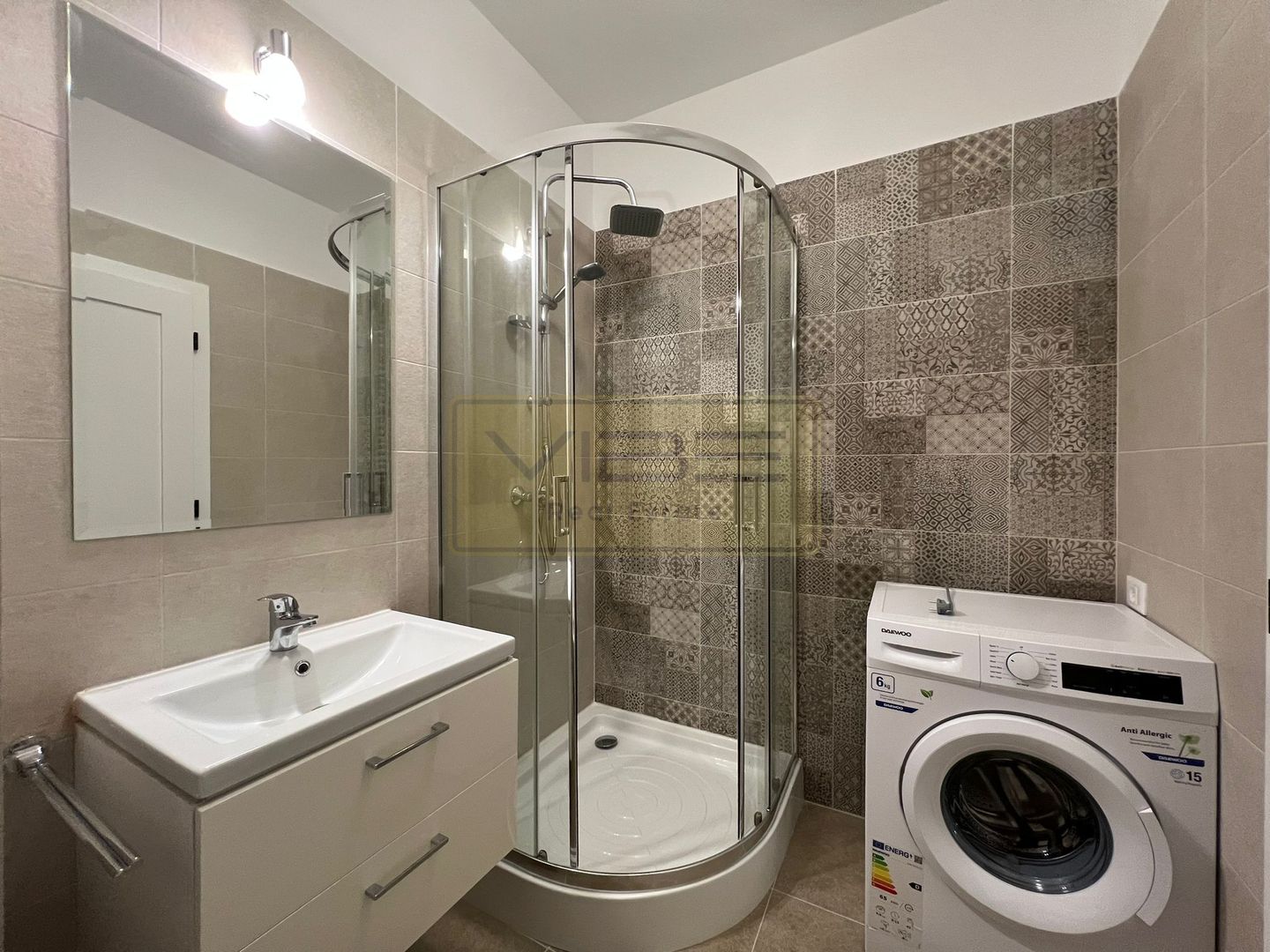 Apartament  2 camere + parcare subterana Gara - 15 min Universitatea Al.I. Cuza - Poză 13