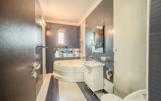 Penthouse | 60 mp | Terasa 60 mp | Etaj retras | Europa - Poză 5