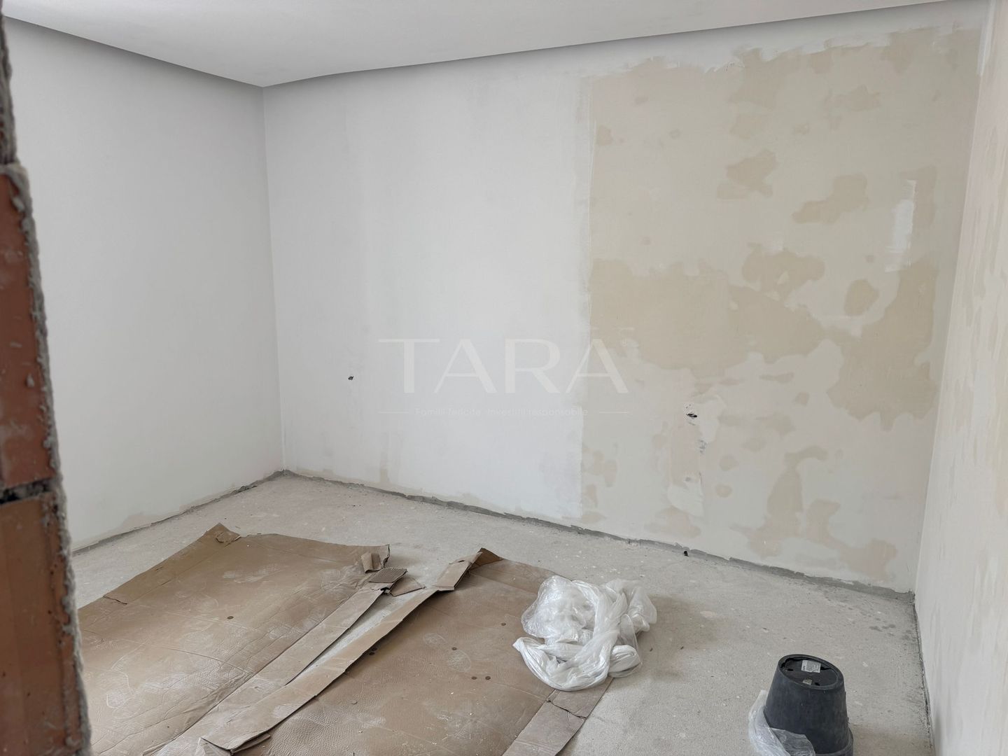 Apartament 3 camere semifinisat cu parcare – Florești, zona Terra - Poză 3