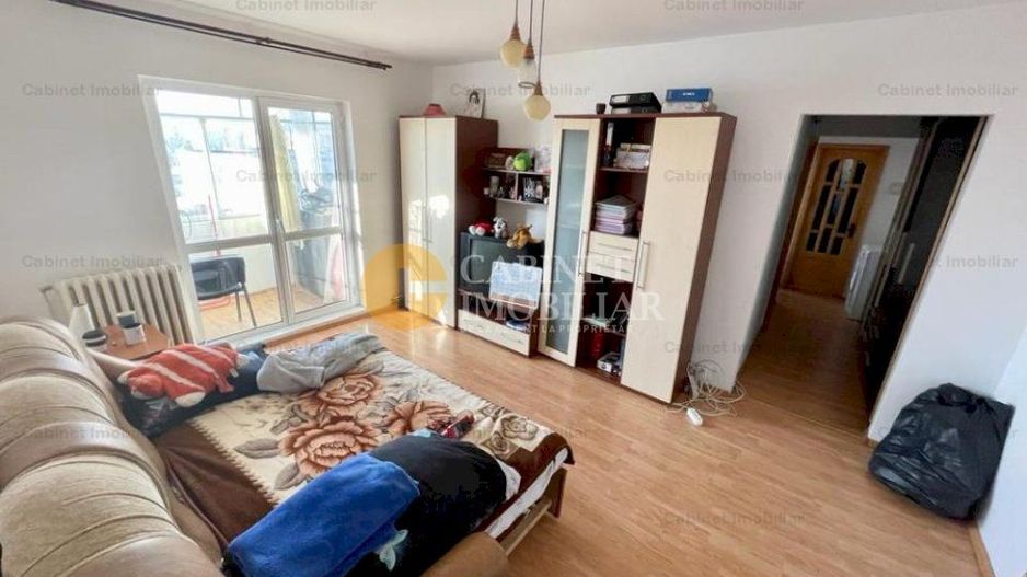 Apartament cu 3 camere - Bloc Fara Risc - Mobilat/Utilat - Baza 3 - Poză 1
