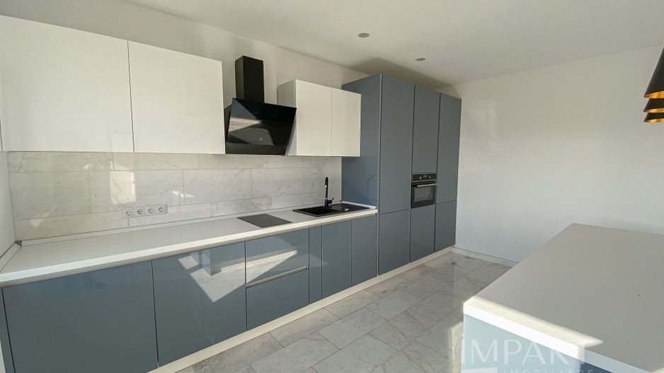 Va propunem spre inchiriere un spatiu pentru birou in Gheorgheni. - Poză 2