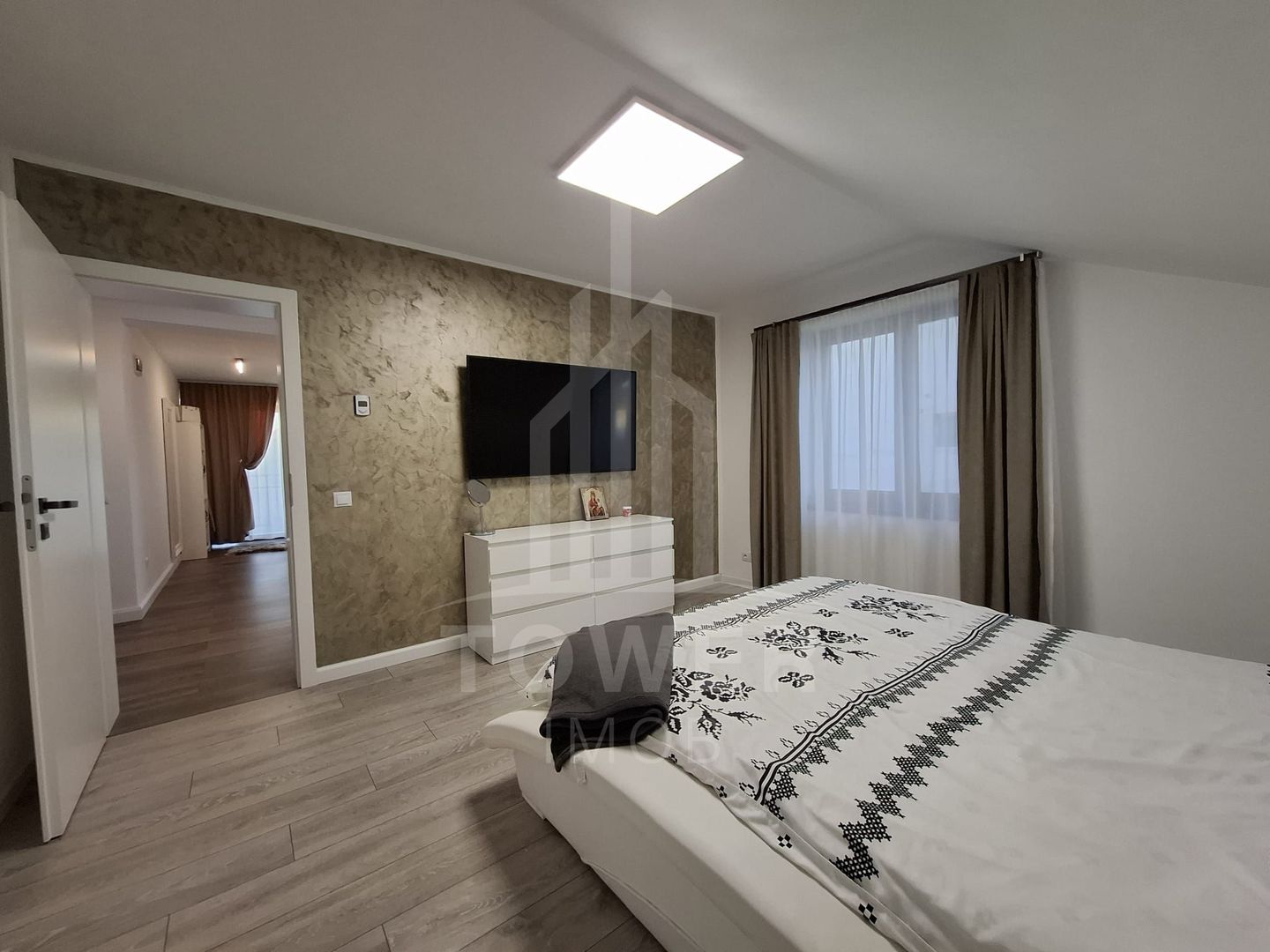 Casă de lux de vânzare – Cartierul Tineretului - Poză 11