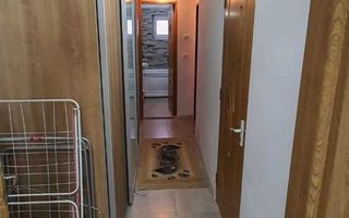 Apartament de inchiriat cu trei camere - Poză 3