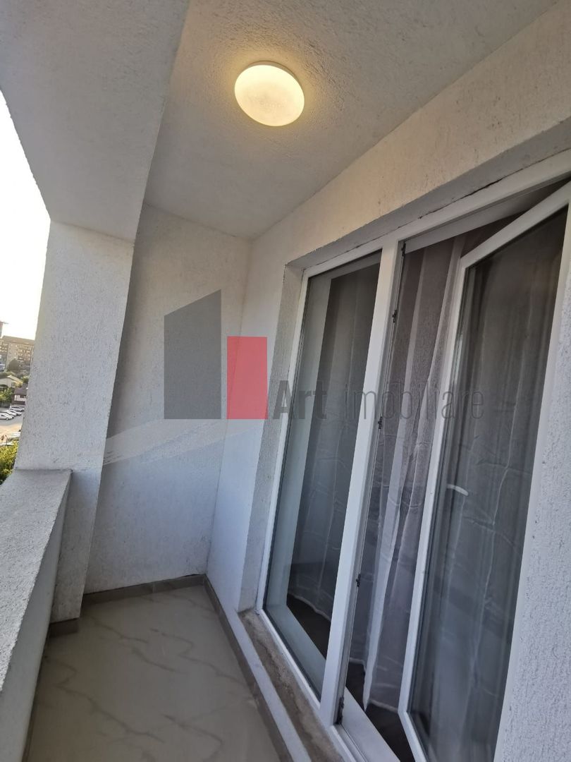 Inchiriem apartament cochet, 2 camere tip studio - Poză 7