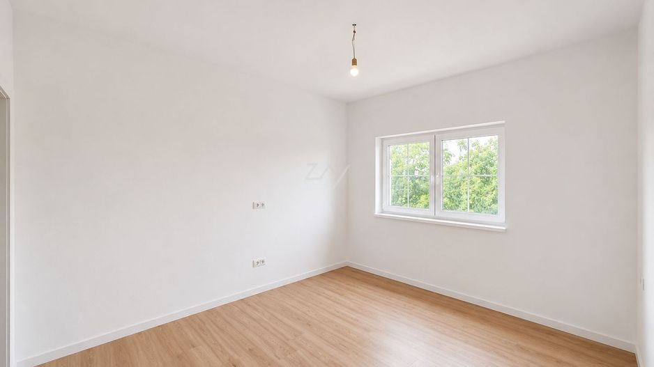 COMISION 0! Duplex cu 5 camere. Garaj. Toate utilitatile. - Poză 13