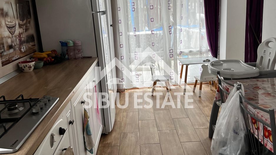 Apartament 3 camere cu grădină 100 mp.  loc de parcare-Calea Cisnadiei - Poză 4