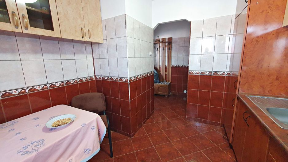 Gemenii str Zizinului apartament mobilat etaj 1 - Poză 8