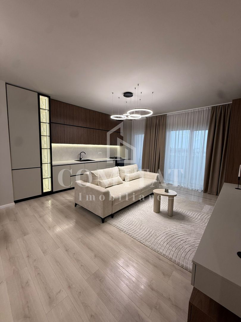 Apartament ultrafinisat | Etaj intermediar | Zona Eroilor-Floresti - Poză 2