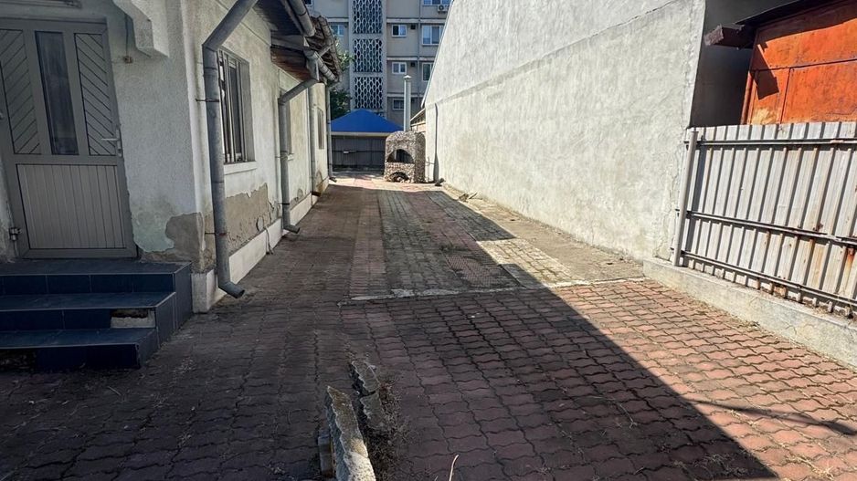 Spațiu comercial de închiriat în Rovine – 94 mp + teren ~300 mp - Poză 1
