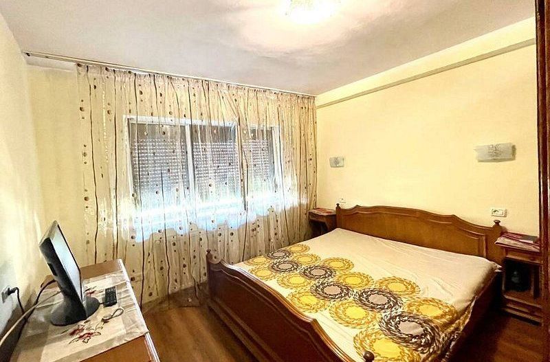 Apartament în Calea Aradului - 2 camere decomandat - Poză 8