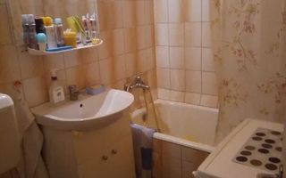 Ag EUROPA vinde gars. 34mp et. 2 zona Pantelimon - Poză 3