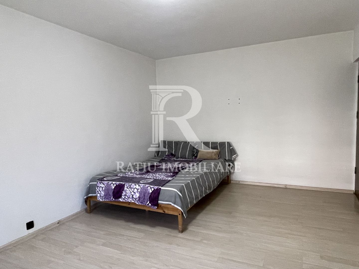 Apartament cu 3 camere | Echipe de muncitori | Rogerius | Oradea - Poză 5