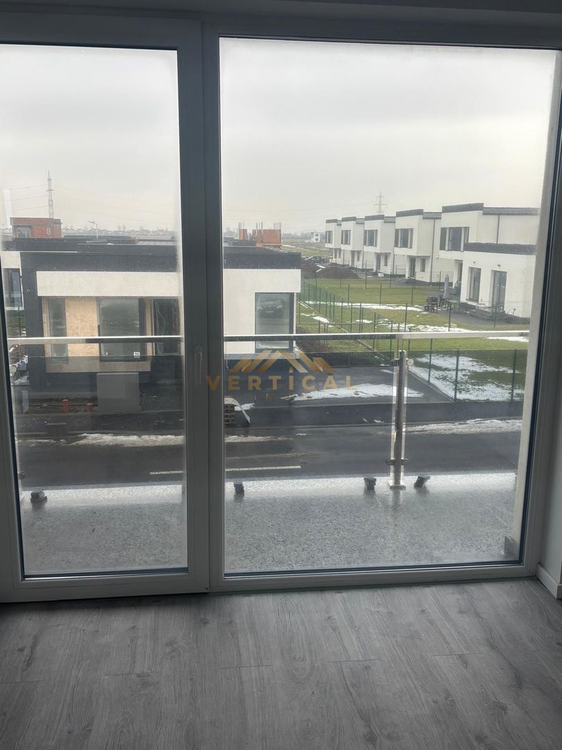 Locuință P+E modernă, 3 băi, teren generos de 323 mp - Poză 14