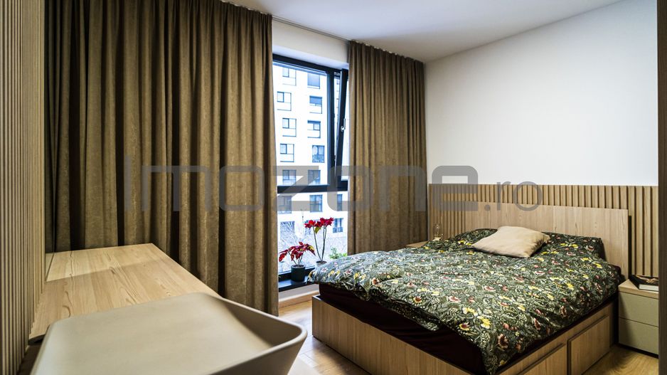 Plaza Mall, 2 camere, decomandat, 60 mp, etaj 2, mobilat, parcare subsol, boxa - Poză 1