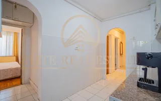 Far - Vânzare apartament cu 3 camere confort 1, situat la etajul 1. - Poză 15